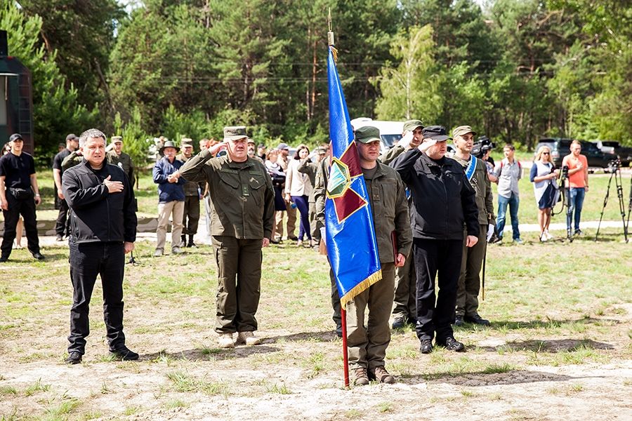 4-я бригада быстрого реагирования Национальной гвардии Украины получила Боевое Знамя 4-я бригада быстрого реагирования Национальной гвардии Украины получила Боевое Знамя